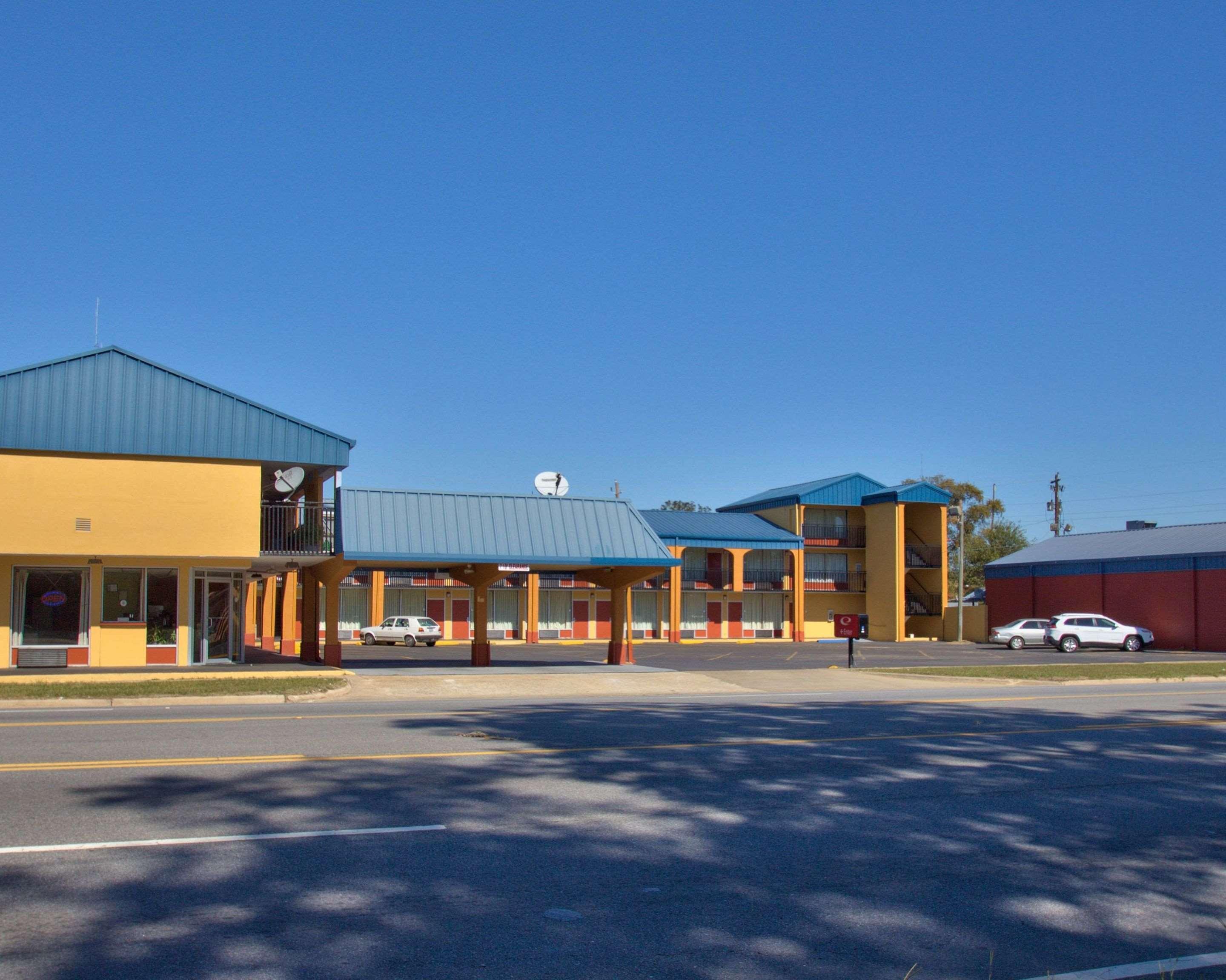 Lodge Econo Donalsonville